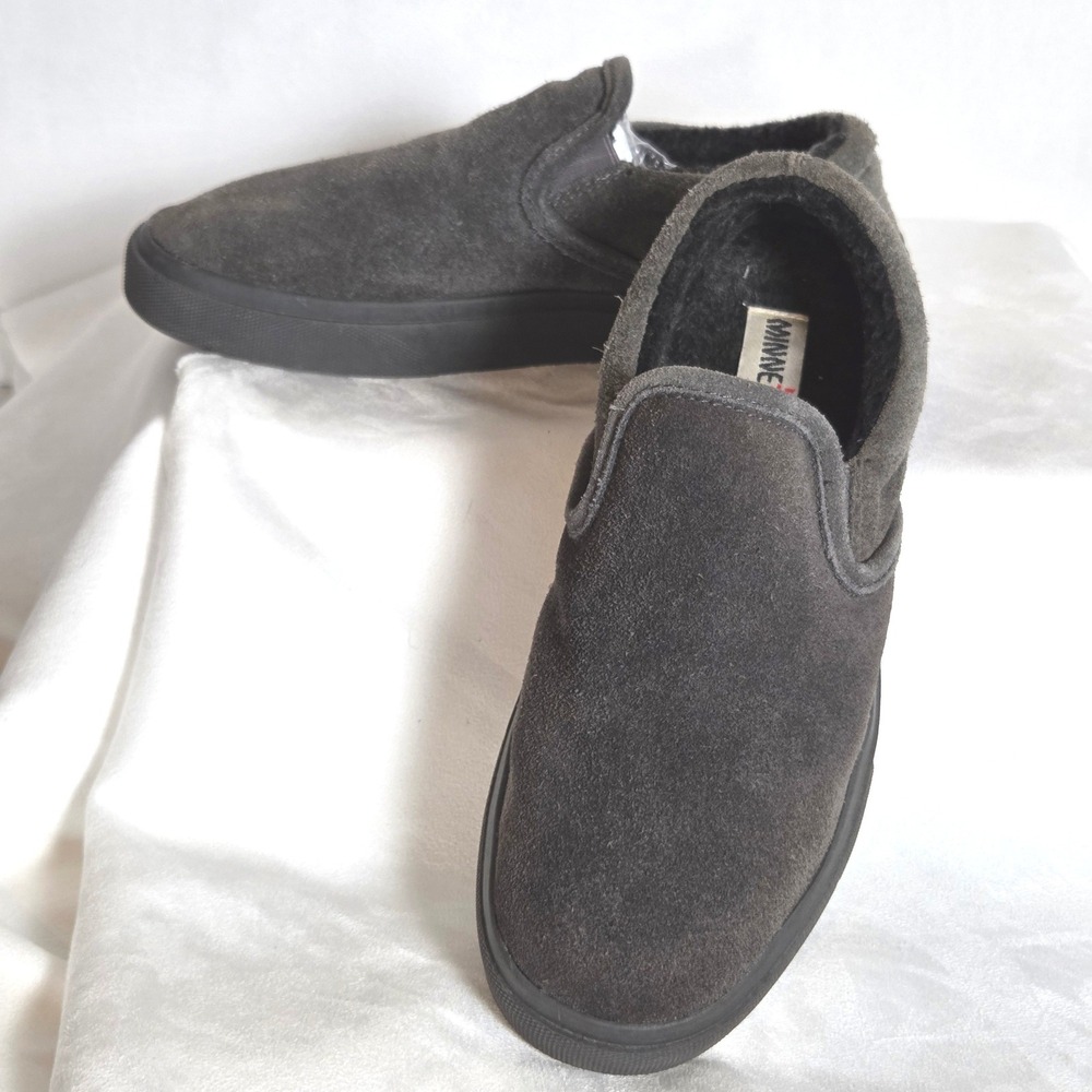 Minnetonka Suede Faux Fur Slip On Shoes Mens 9 Charcoal Gray Gorpcore Casual